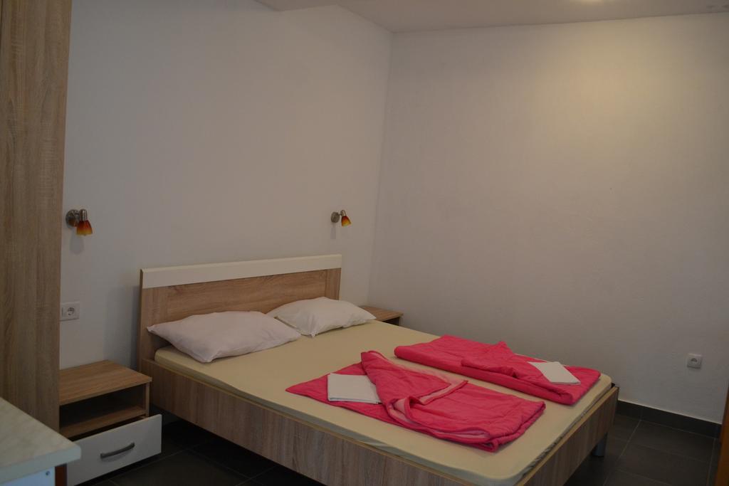 Guesthouse Orlovic Budua Esterno foto