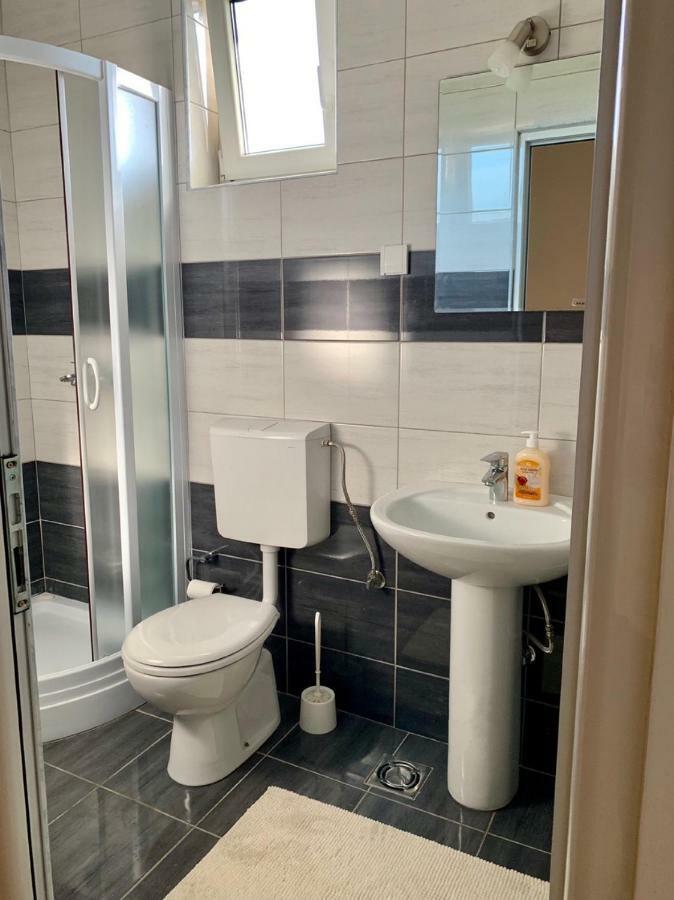 Guesthouse Orlovic Budua Esterno foto