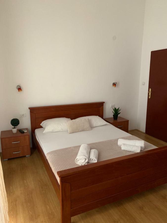 Guesthouse Orlovic Budua Esterno foto